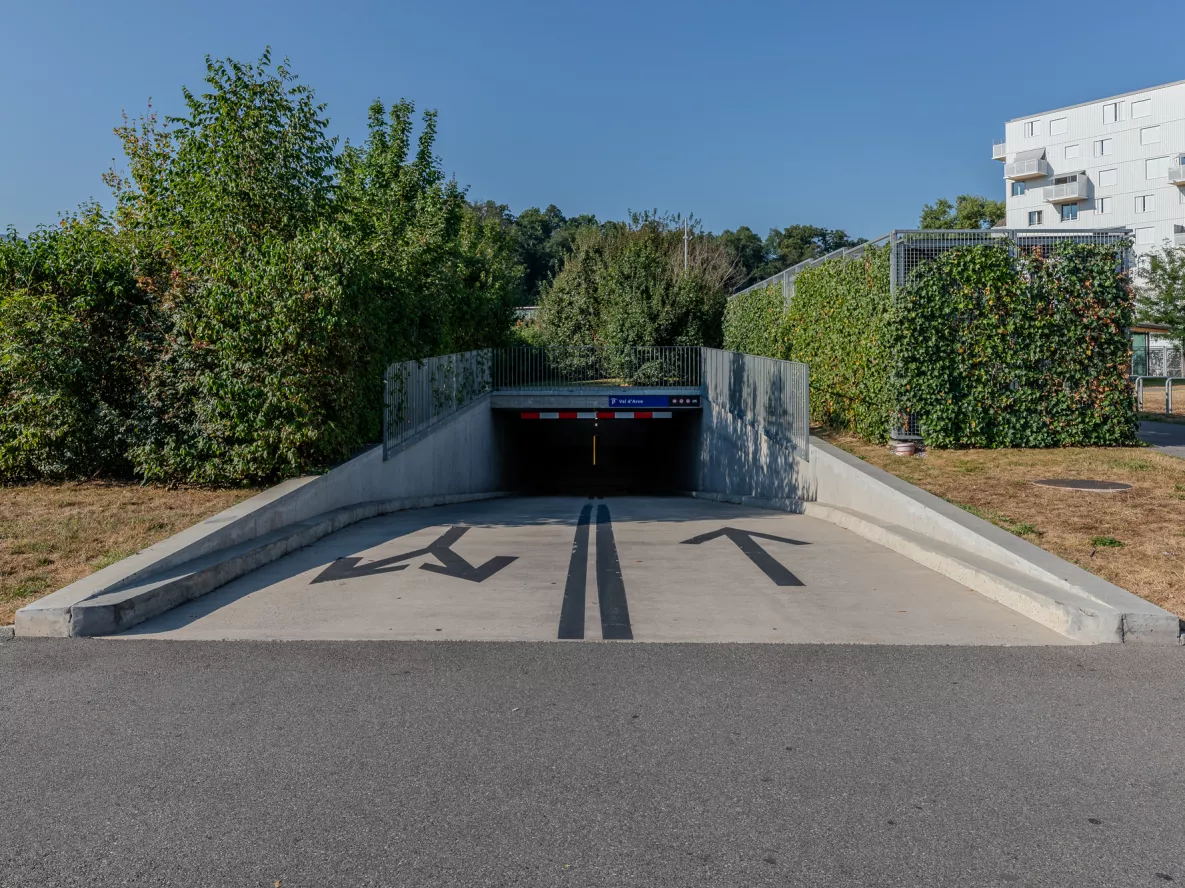 Parking du Val-d'Arve 