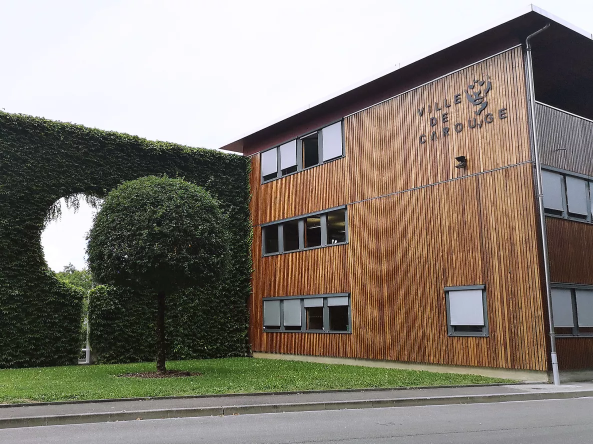 Service informatique, logistique et protection de la population