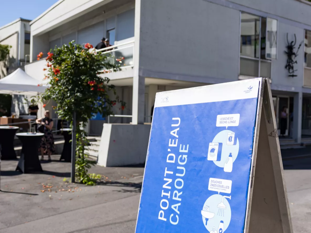 Photo inauguration Point d'eau Carouge