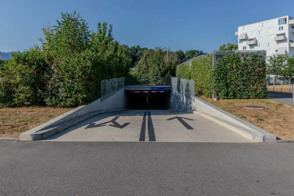 Parking du Val-d'Arve 