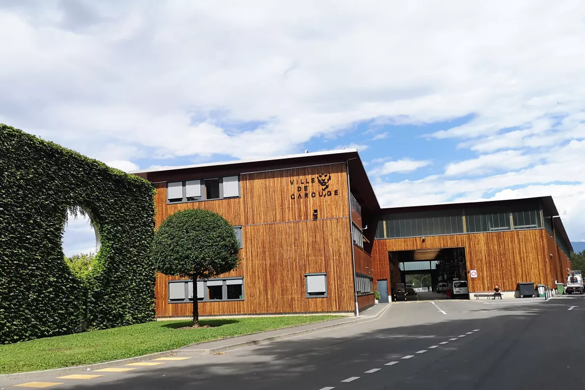 Service informatique, logistique et protection de la population