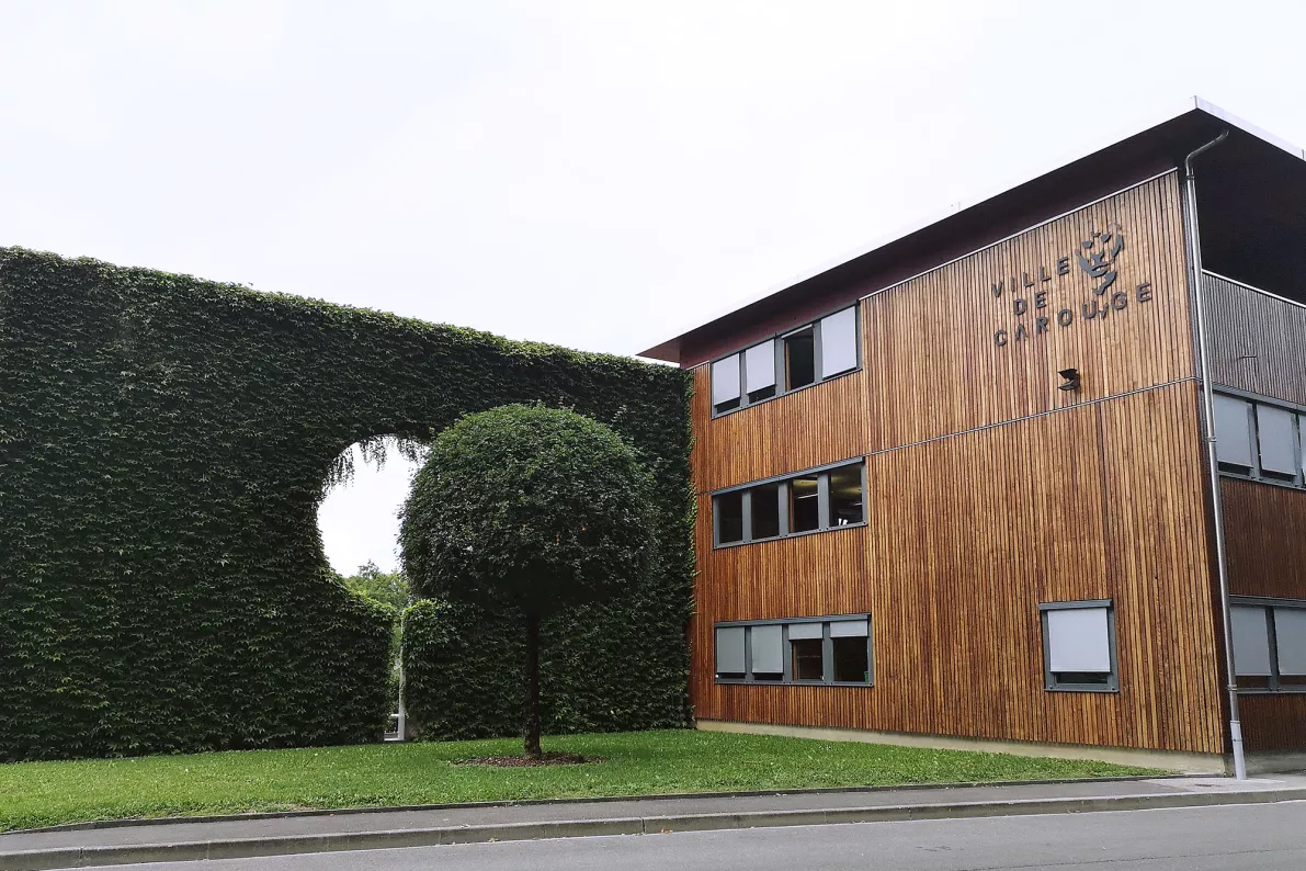 Service informatique, logistique et protection de la population