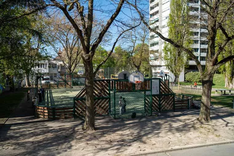 Parc et agorespace des Tours