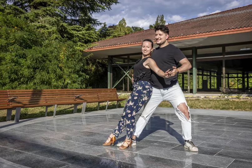 Bachata au Carrefour du mouvement