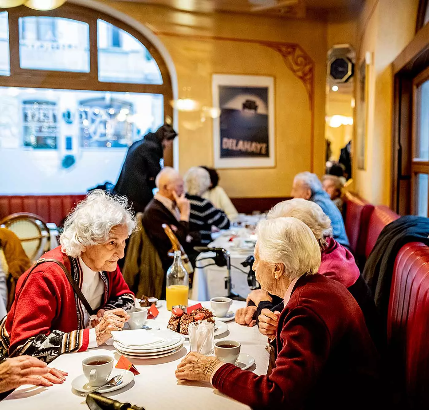 D&icirc;ner des nonag&eacute;naires