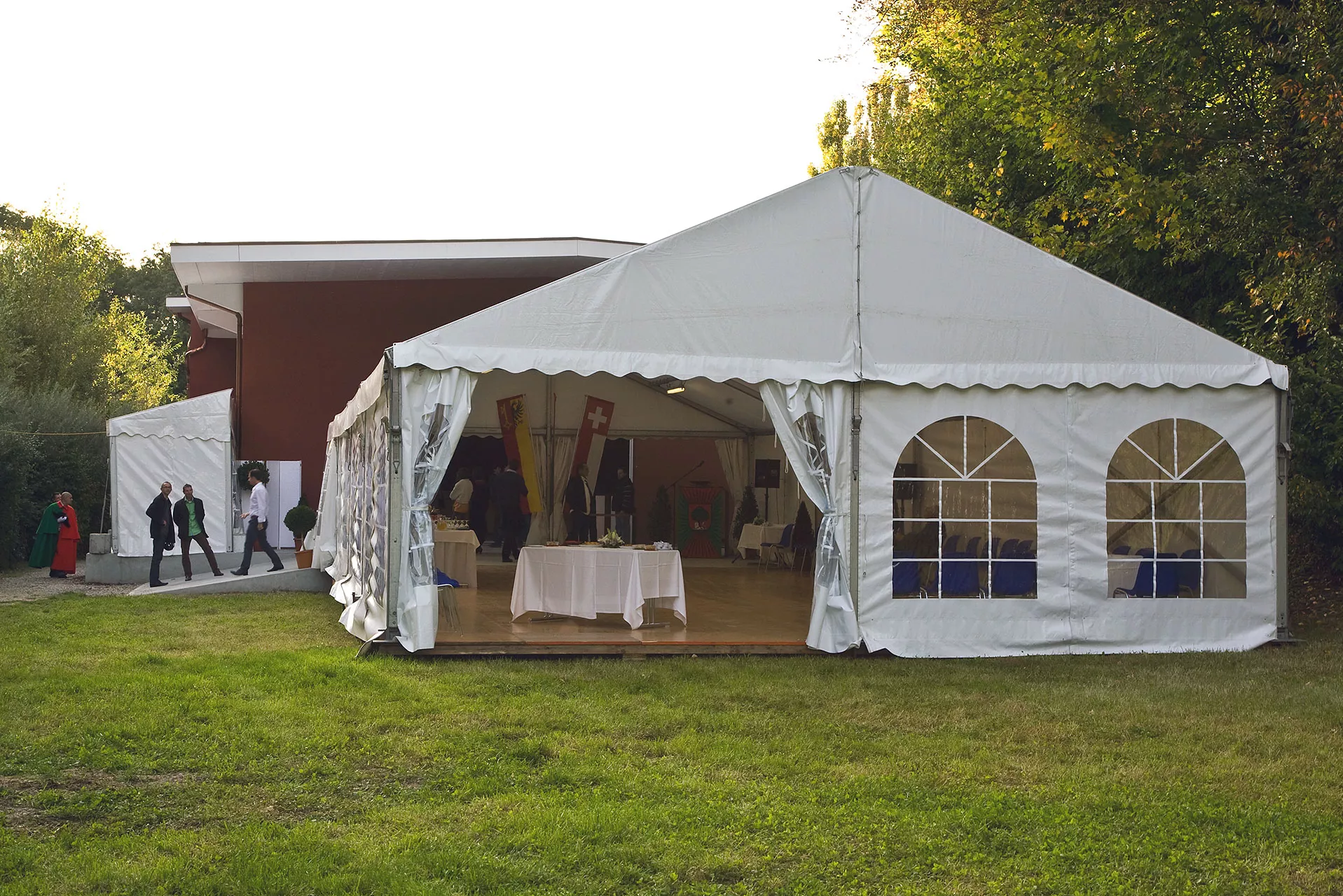 Tente à Grange-Collomb