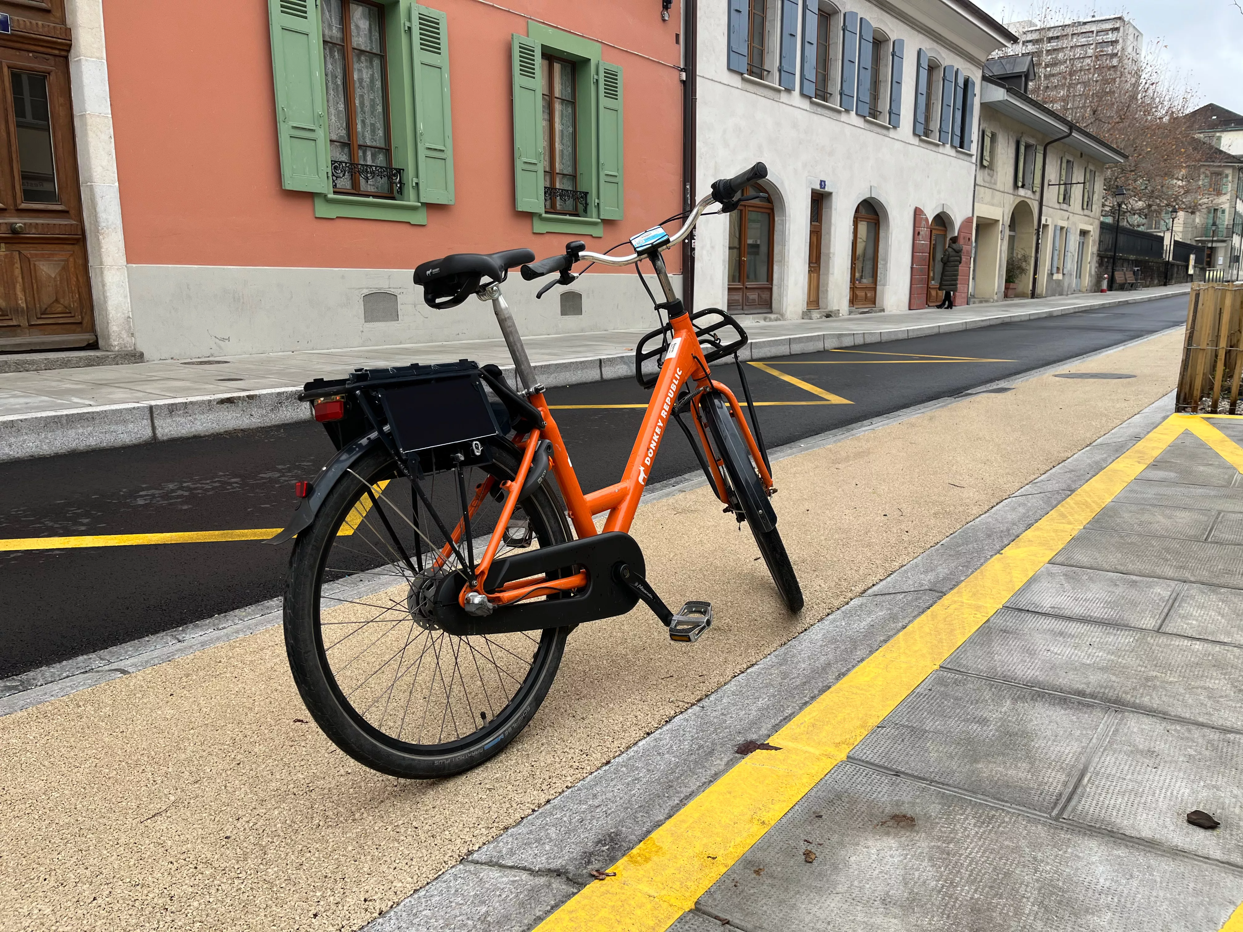 Vélo sur la rue du Collège